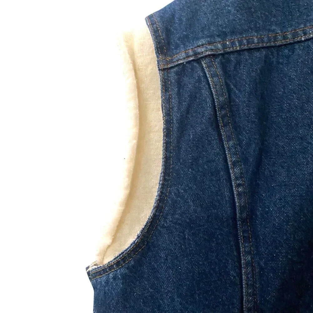 Vintage 1980s Levis Trucker Jean Blue Denim Sherpa Lined Vest Made In USA 40R
